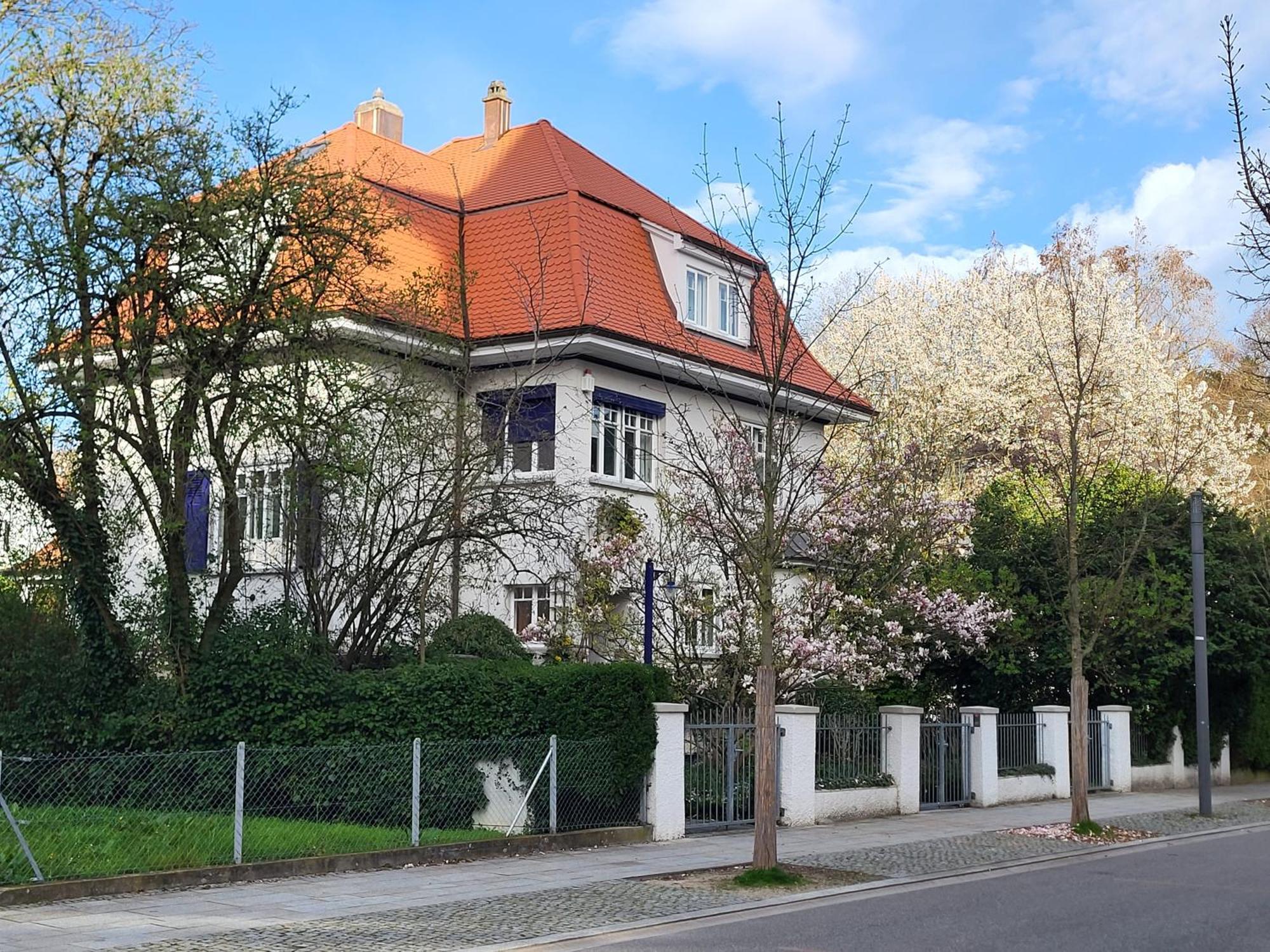 Villa Am Rosenfelspark 로라흐 외부 사진