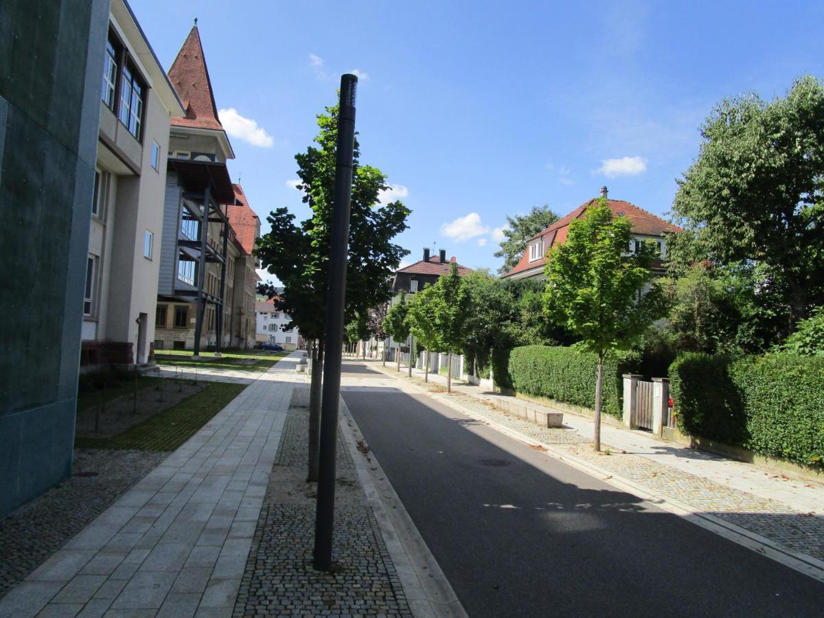 Villa Am Rosenfelspark 로라흐 외부 사진
